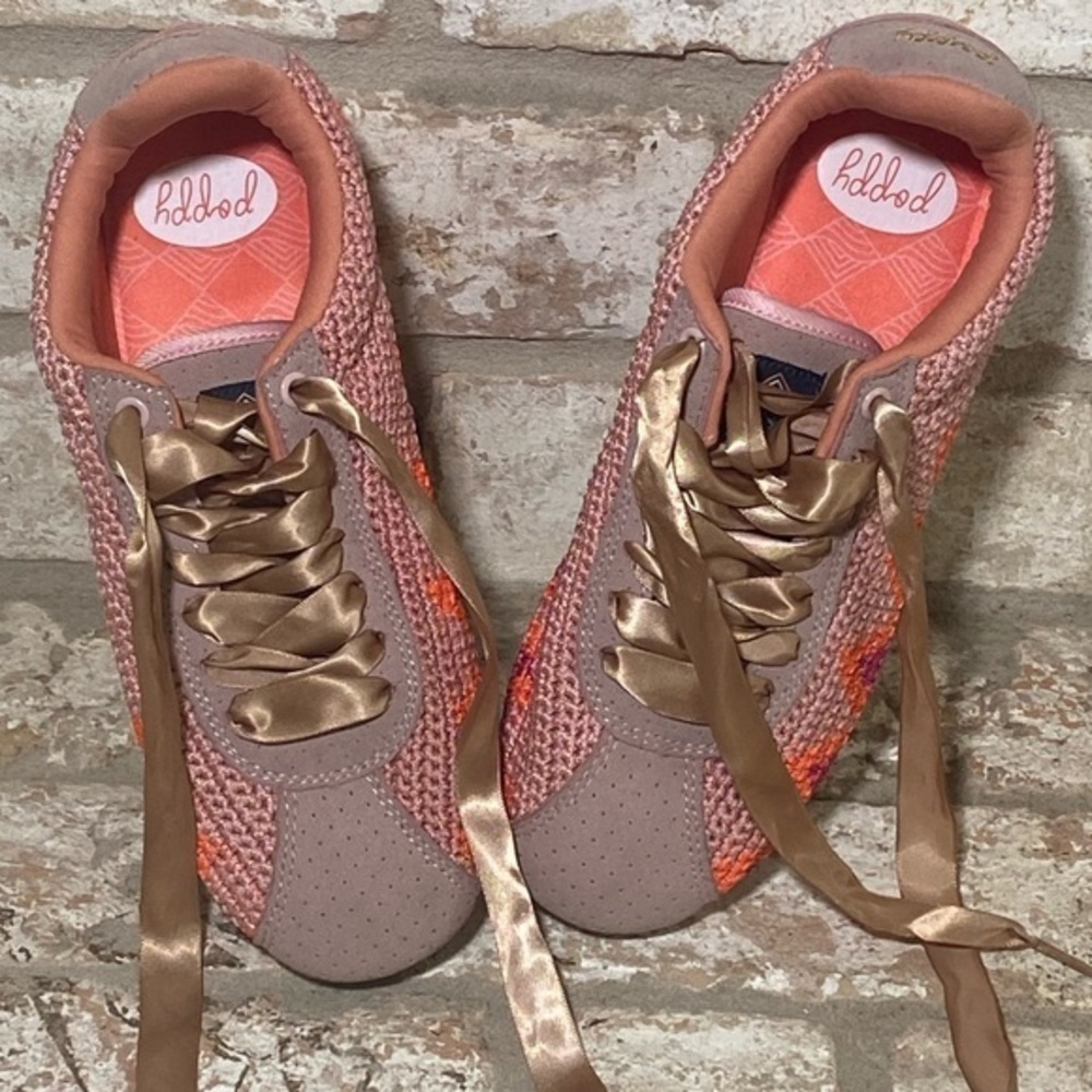 Poppy Crocheted Sneakers (W8)